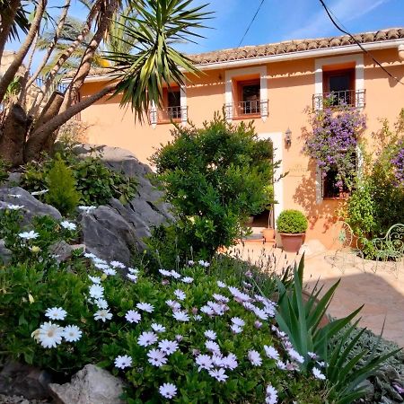 Les Penyetes Boutique Bed And Breakfast Campell Exterior foto